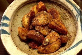 ビールのお供 揚げて炒めるアンチョビポテト