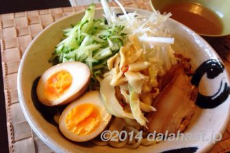 噂のセブンレイブンプレミアム 魚介豚骨醤油スープのつけ麺を食べてみました