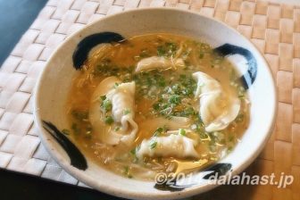 【レシピブログモニターコラボ企画】生姜と炒めねぎどっさりのスープ餃子