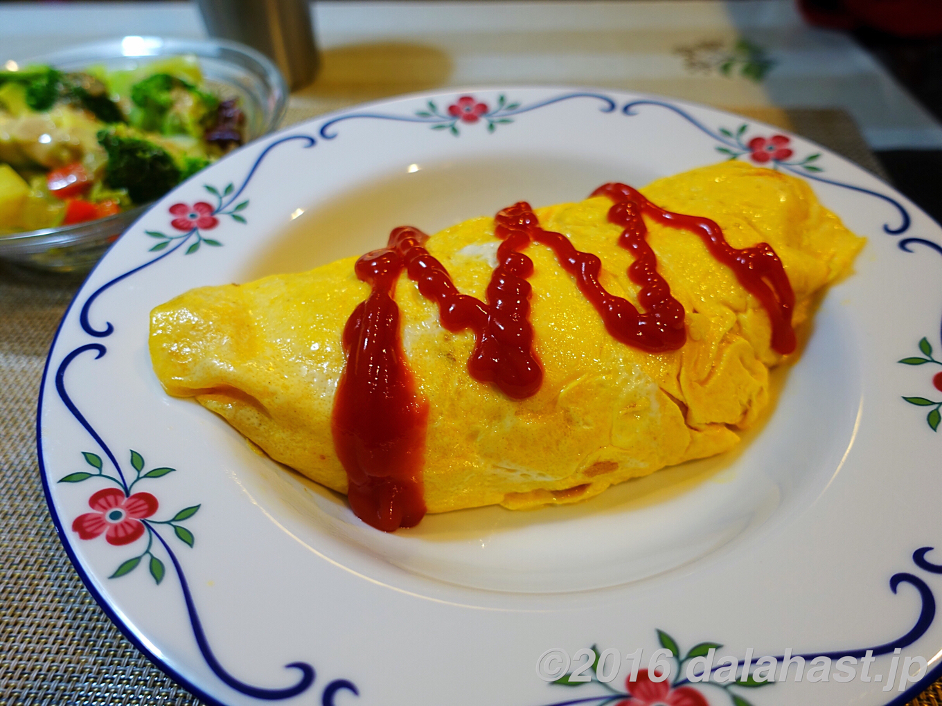 【基本レシピ】洋食屋のオムライスの作り方 卵がふわとろになるコツを伝授