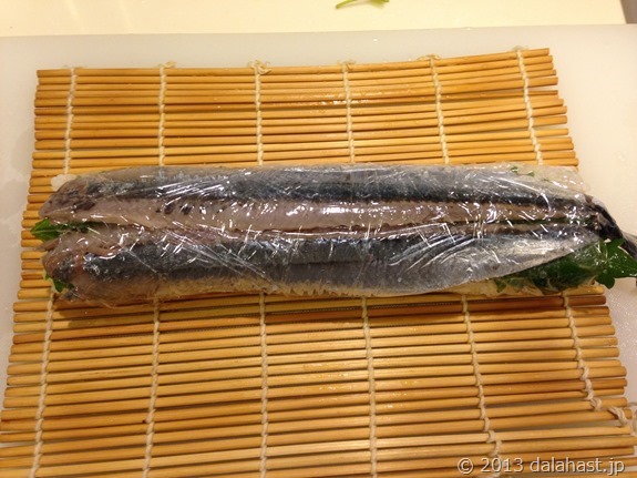 秋刀魚の棒寿司巻きあがり