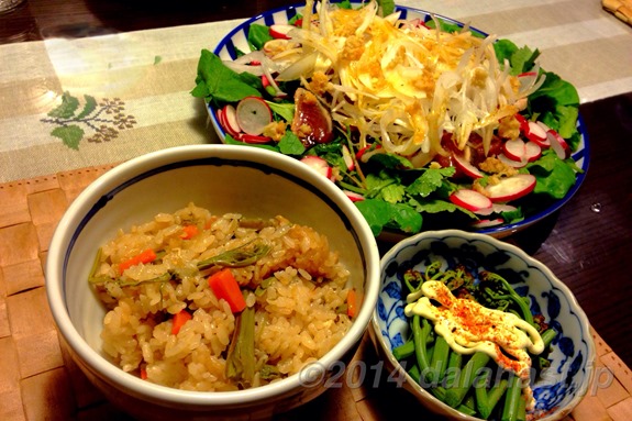 わらびの炊き込みご飯と初鰹の和風カルパッチョ