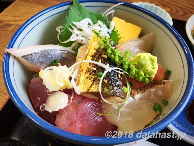 おまかせ丼